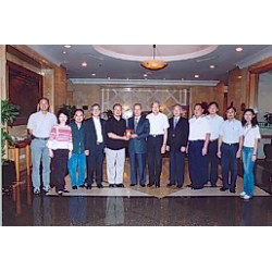 香港大學代表團隨本會代表團一同赴寧波參觀訪問（2004年7月31日至8月3日）